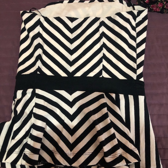 Stripe peplum top - Picture 2 of 3